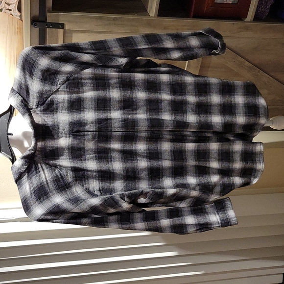 Flannel womens top - Picture 4 of 4